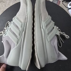 Adidas Men's Gray Sneakers Size 13 Mens Like New